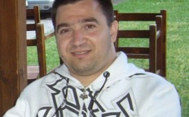 РАЗЛИЧЕН? Да помогнем на Дани да проходи!