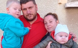 Да помогнем на младото семейство Румен и Ивета Игнатови да построят отново дома си