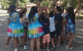 Помогнете ни да предадем магията на децата