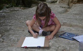 Прегърни невидимите деца!