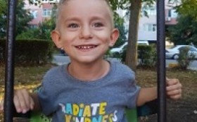 Малкият Никола ще има своя шанс за лечение!