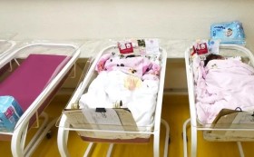 Нови легълца за недоносените бебета в Стара Загора