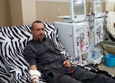 Живот без диализа за Христо!