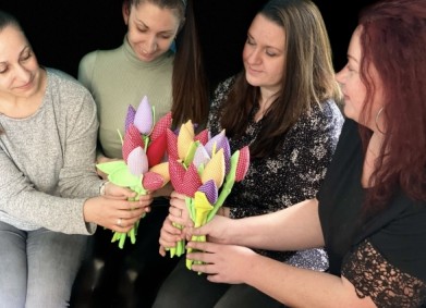 Помощ за жени, пострадали от насилие