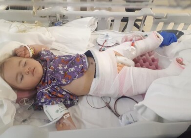 Малката Александра беше оперирана успешно в САЩ