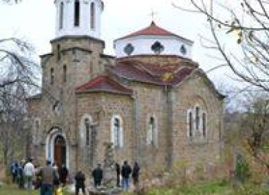 DMS ARHANGEL – Реставрация на икони от иконостаса в храма в с.Здравковец, Габровска област