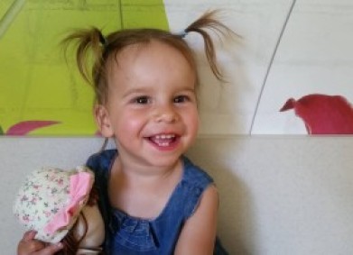 Да помогнем на Лори да ходи!