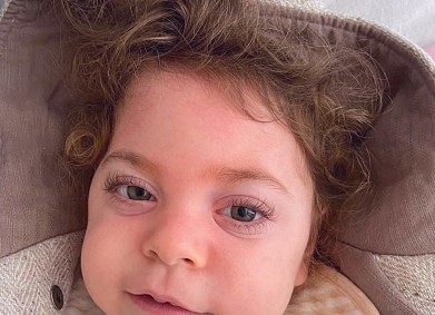 Помогни на малката Кая!