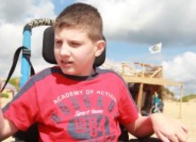 Помагаме на Дани!