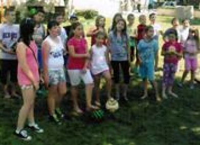 DMS BAZAN – кампания „Децата на село Бъзън“