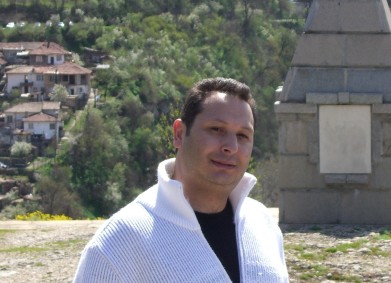 Подай ръка на Данаил!